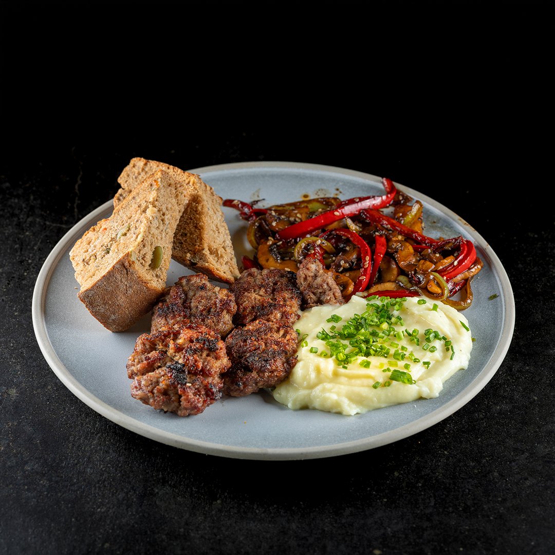 On7 Special Meatball